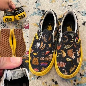 National Geographic Vans Size 11